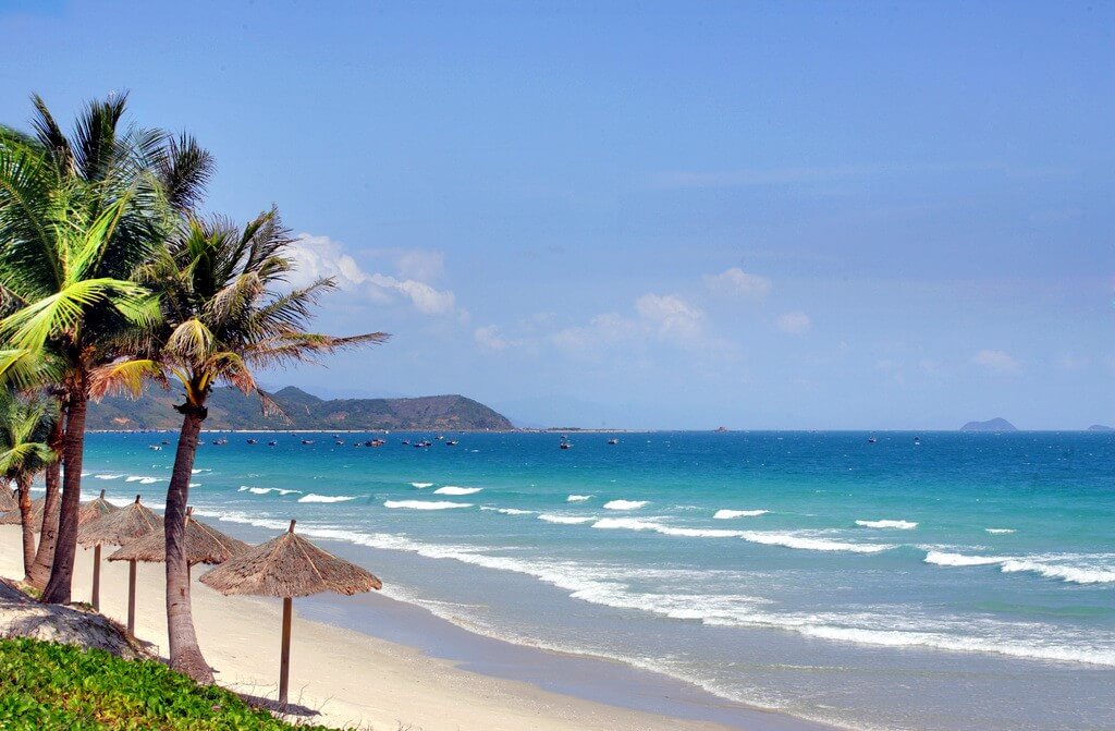 Doc Let Beach in Nha Trang. How to get there and what to do