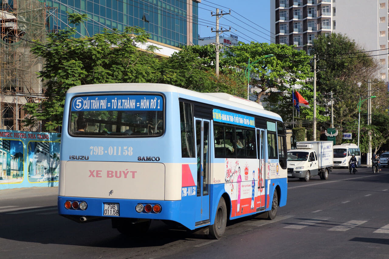 Автобус №5 в Нячанге